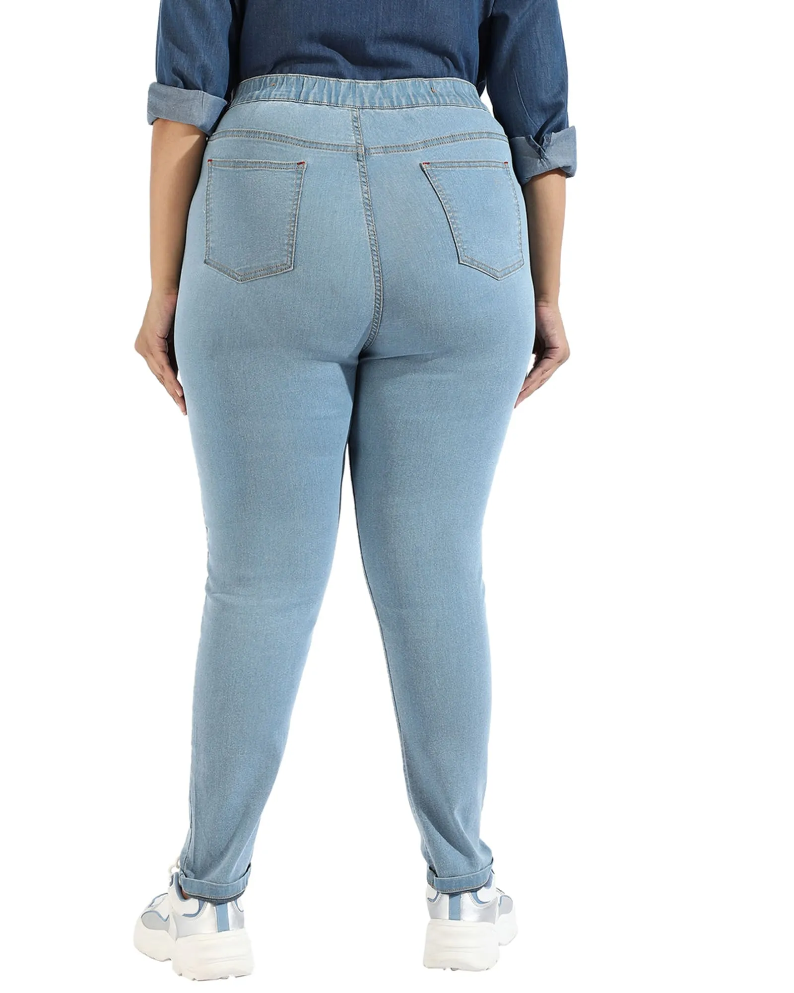 Confirtable Fitted Jeans | Light Blue